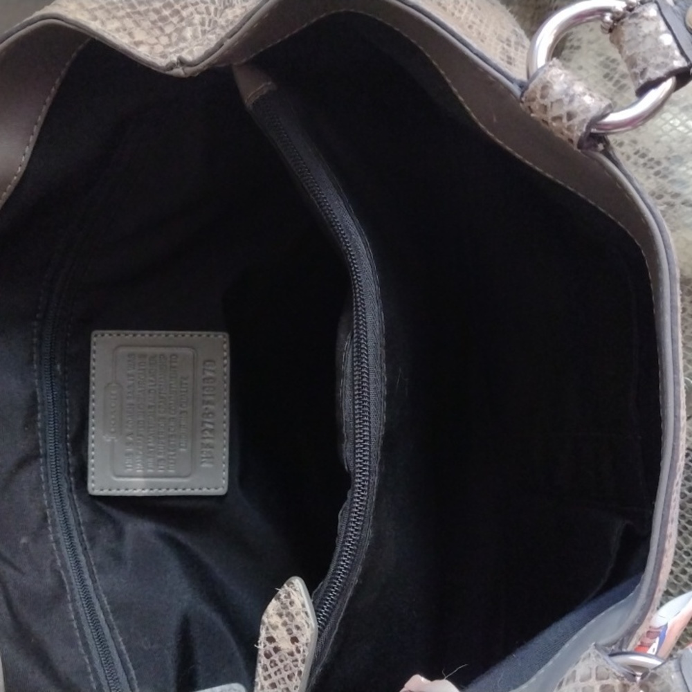 Authentic Coach embossed exotic python leather bag. - Picture 11 of 11